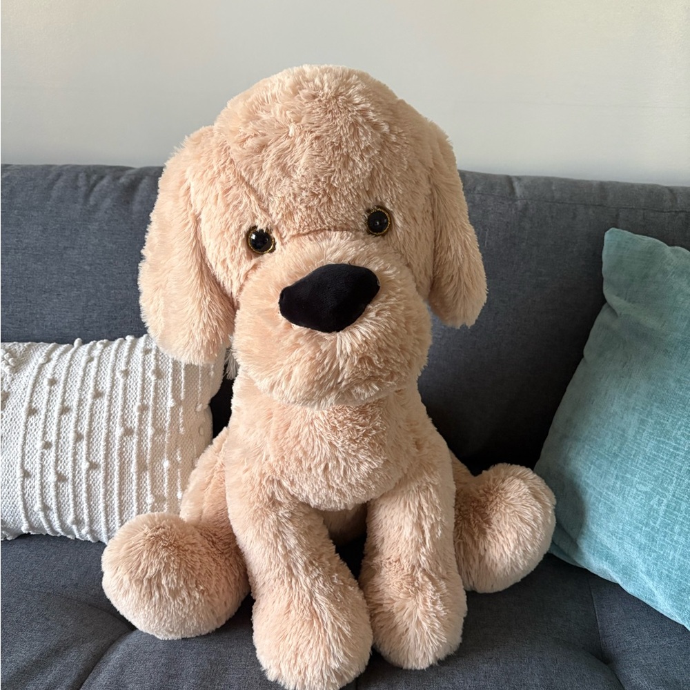 Life size Golden Retriever Plush Dog from Wild Republic